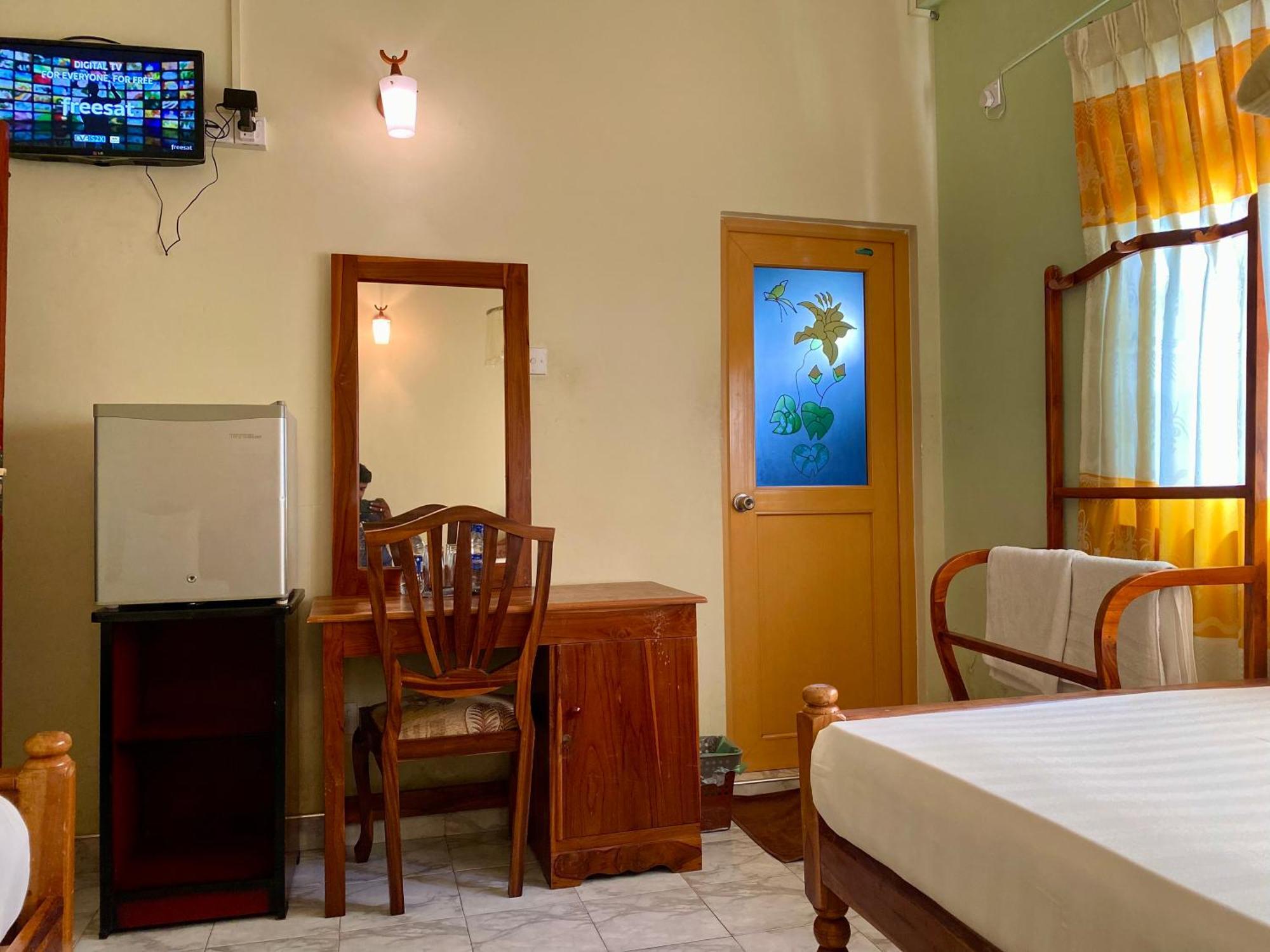 Montana Rest Hotel Anuradhapura Exterior foto