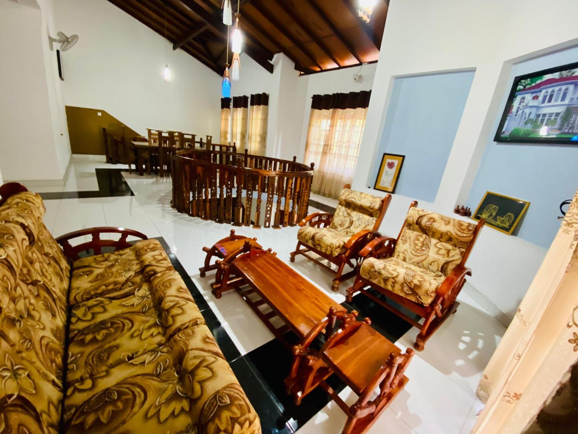 Montana Rest Hotel Anuradhapura Exterior foto