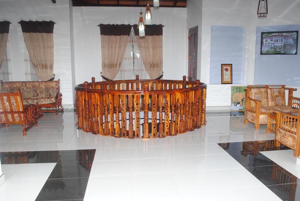 Montana Rest Hotel Anuradhapura Exterior foto