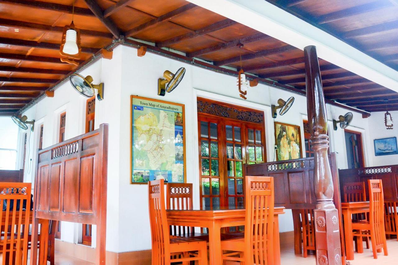 Montana Rest Hotel Anuradhapura Exterior foto